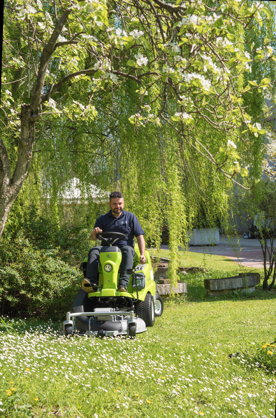 Grillo FD 220 R в дії